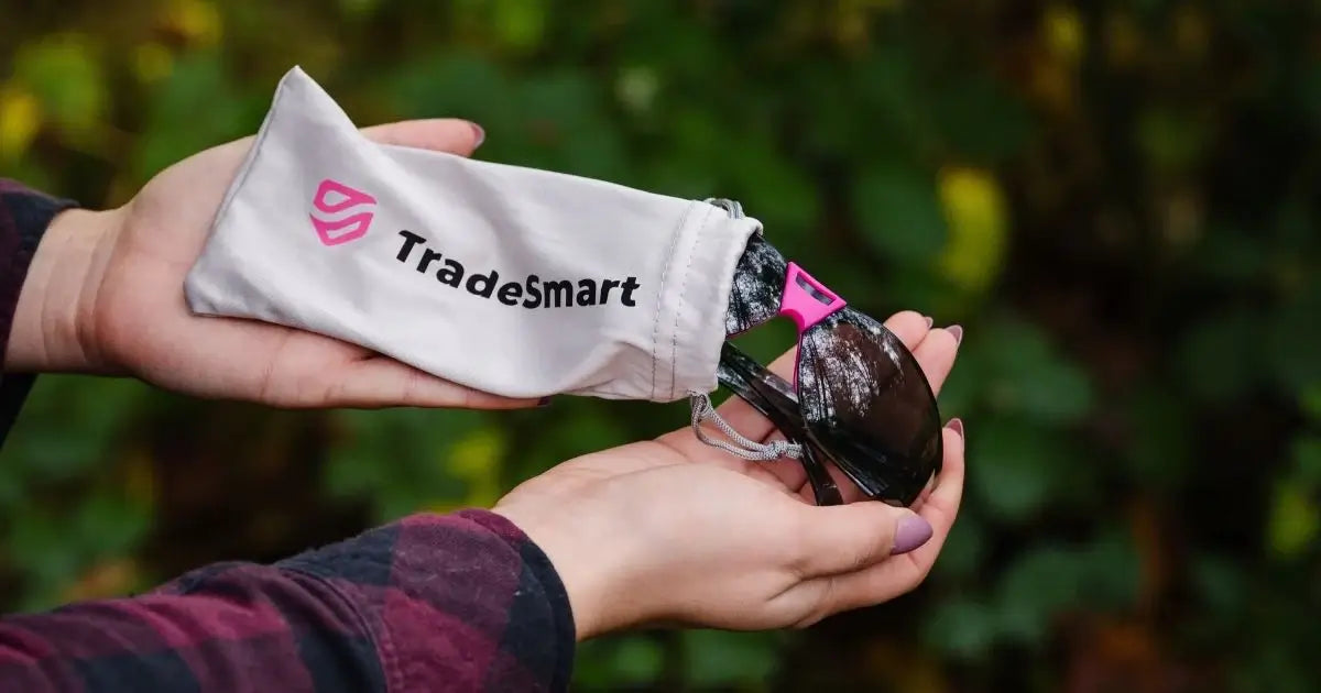 how to keep safety glasses from fogging up